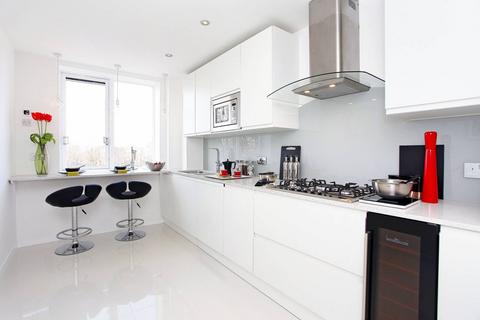 2 bedroom flat to rent, Wellington Road, St John's Wood, London, NW8