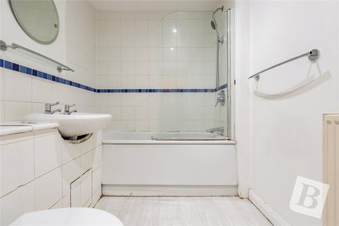 2 bedroom apartment for sale, Oldchurch Road, Romford, RM7