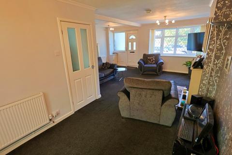 3 bedroom end of terrace house for sale, The Triangle, Coventry CV5