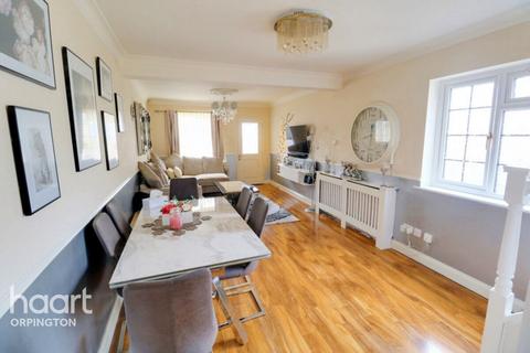 undefined, Tye Lane, Orpington