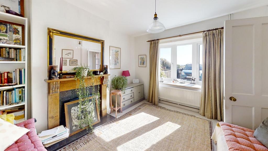 109-Weston-Street-Living-Room