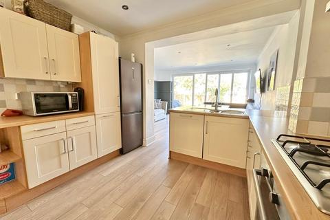 3 bedroom terraced house for sale, Cromwell Road, CAMBERLEY GU15