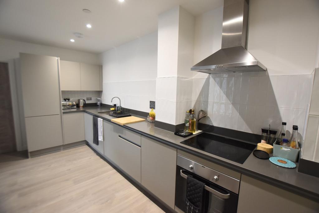 Flat 6 Caspian View kitchen 2