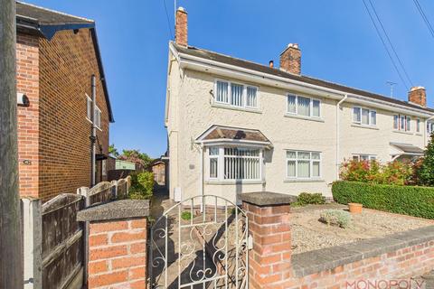 3 bedroom end of terrace house for sale, Dee Park, Holt, Wrexham