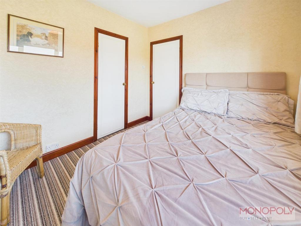 CAM03815 G0-PR0352-STILL020.jpg