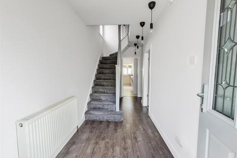 3 bedroom house to rent, Sandy Hill Road, Solihull B90