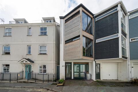 undefined, Falmouth