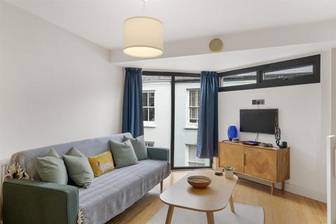 undefined, Falmouth