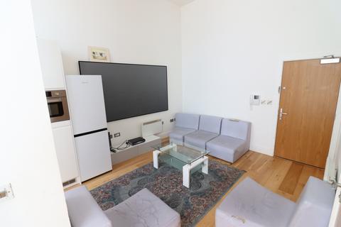 undefined, The Landmark, Luton LU1