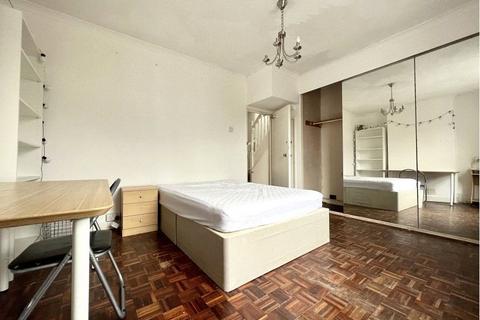 4 bedroom terraced house for sale, Letty Street, Cathays, Cardiff