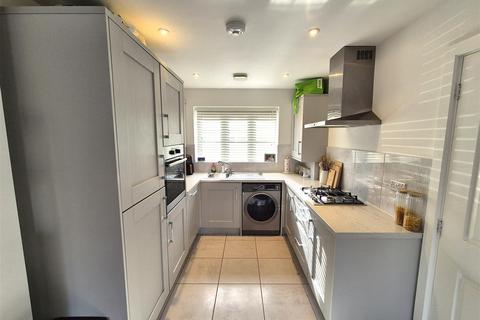 3 bedroom terraced house for sale, Buxton Crescent, Broughton Astley