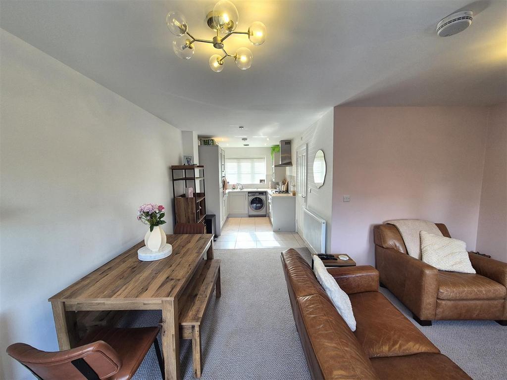 Living/Dining Room