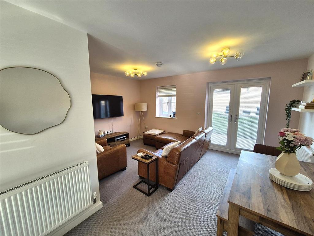 Living/Dining Room