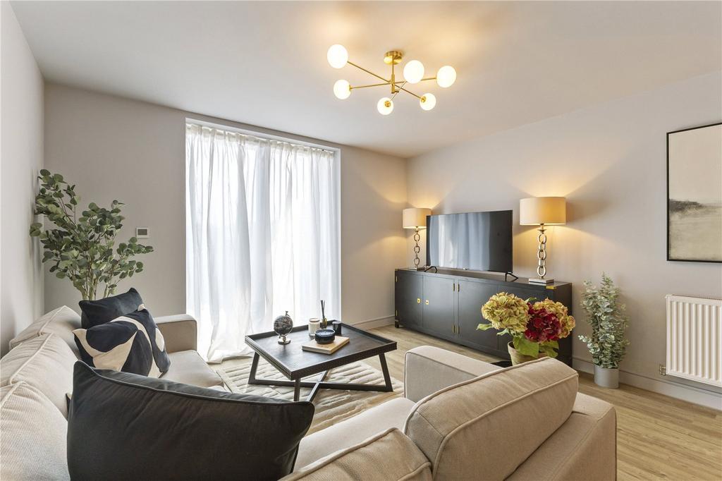 Show Apartment