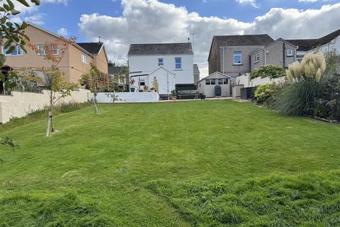 3 bedroom detached house for sale, Gron Road, Gwaun Cae Gurwen, Ammanford
