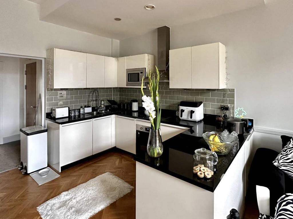 Open Plan Lounge/Dining/Kitchen