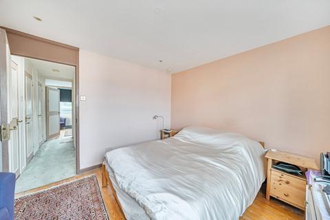 undefined, Girdlestone Walk, London, N19