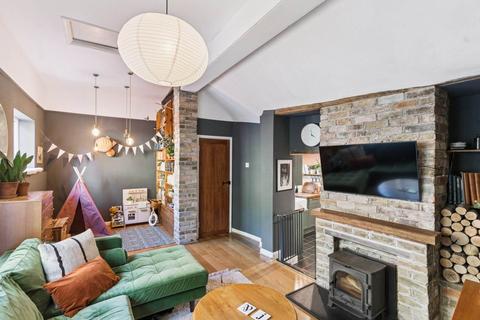 3 bedroom semi-detached house for sale, Church Road, Ivinghoe