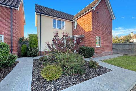 Market Close, Elmstead, Colchester, CO7