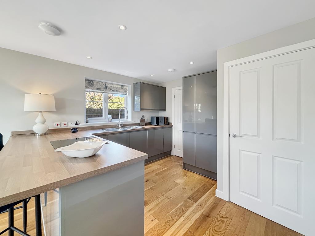Kitchen/ Snug