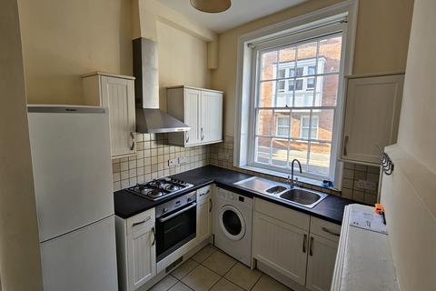 2 bedroom flat to rent, Lugley Street, Newport PO30