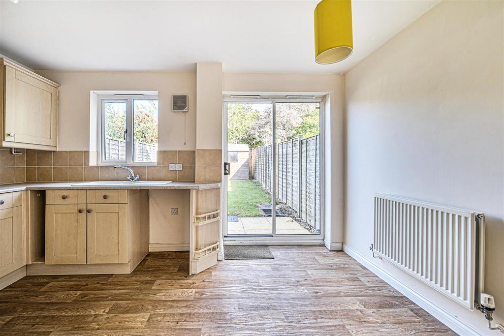 1361484-12-68dbd9deed889.jpg