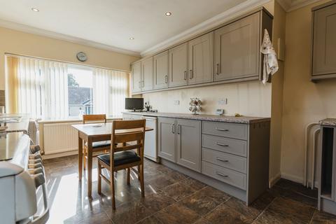 2 bedroom detached bungalow for sale, Anthony Drive, Thurnby, LE7