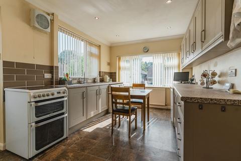 2 bedroom detached bungalow for sale, Anthony Drive, Thurnby, LE7