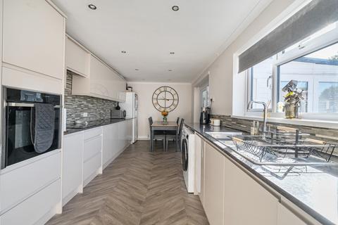 3 bedroom terraced house for sale, Islandsmead, Eldene, Swindon, SN3