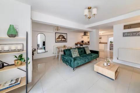 1 bedroom flat to rent, Walton Street, Oxford