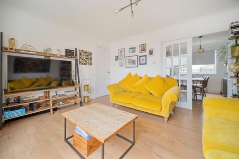 8 Duncan Gardens, Tranent, EH33 1DD