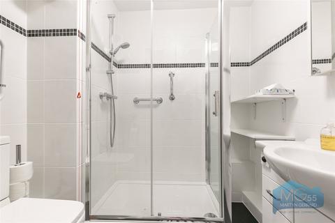 2 bedroom apartment for sale, Mulberry Court, Bedford Road, East Finchley, London, N2