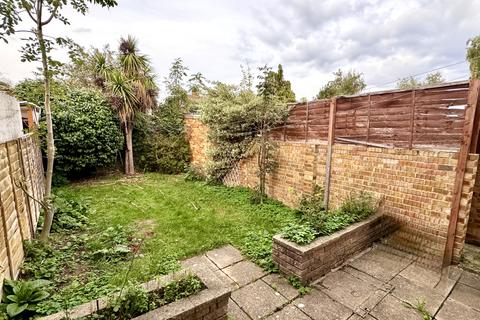 1 Chichester Way, Feltham, TW14 0DF