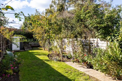 undefined, Howard Road, Reigate