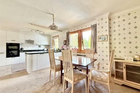 3 bedroom detached house for sale, Hailsham Road, Stone Cross, Pevensey, East Sussex, BN24