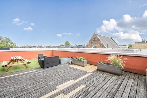 2 bedroom flat for sale, Willow Way, London, SE26