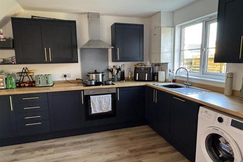 4 bedroom detached house for sale, Larcombe Road, St. Austell