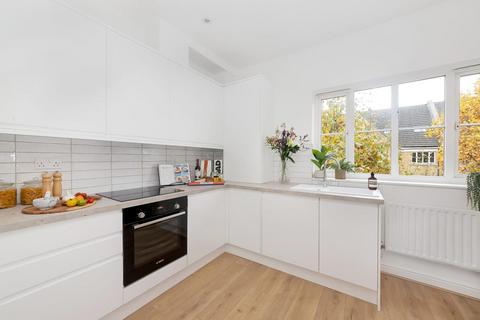 2 bedroom apartment for sale, Kelly Avenue, Peckham, London, SE15