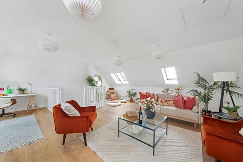 2 bedroom apartment for sale, Kelly Avenue, Peckham, London, SE15