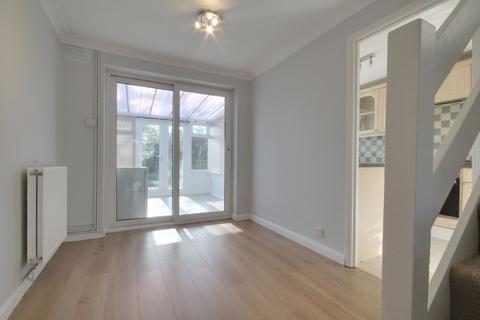 3 bedroom terraced house for sale, Samber Close, Lymington, SO41