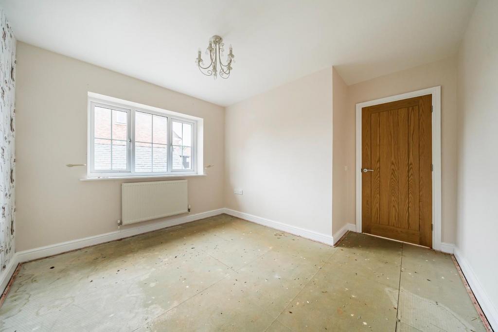 Bedroom 2.jpg