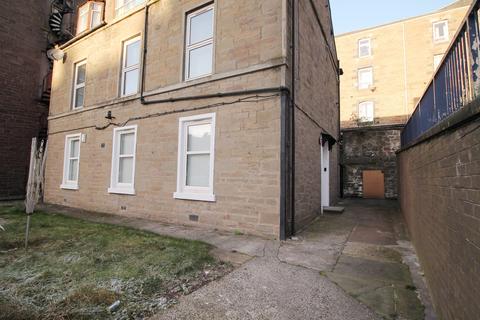 4 bedroom flat to rent, Milnbank Road, Dundee, DD1