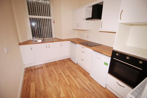 4 bedroom flat to rent, Milnbank Road, Dundee, DD1