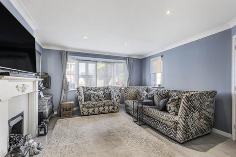 4 bedroom detached house for sale, Cornflower Way, Hatfield, AL10
