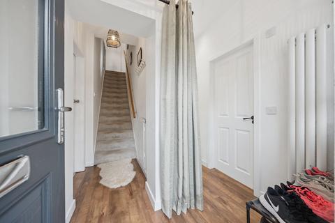 9 Moray Drive, Clarkston, Glasgow, G76 8NW