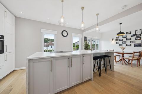 9 Moray Drive, Clarkston, Glasgow, G76 8NW