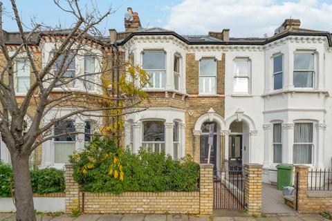 4 bedroom terraced house to rent, Ethelden Road, London W12
