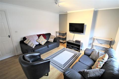 6 bedroom terraced house to rent, Granby Grove, Headingley, Leeds, LS6 3BE