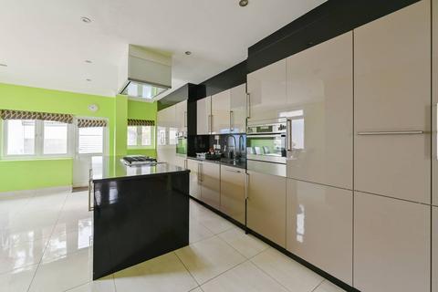 undefined, Graham Road, Mitcham, CR4