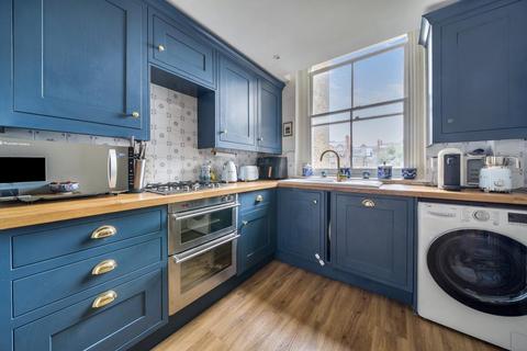 2 bedroom flat for sale, Clanricarde Gardens,  London,  W2